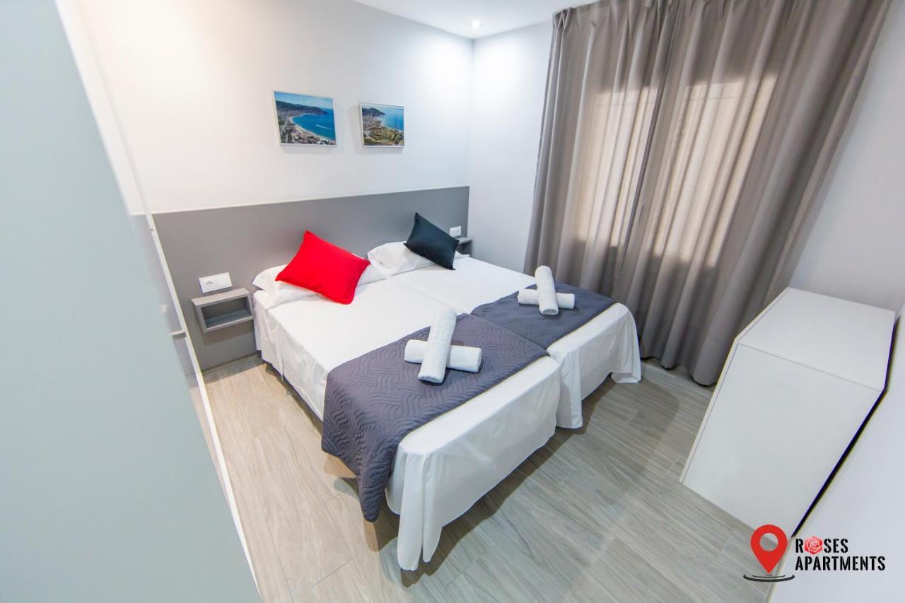 Roses Apartments 2 - Vista Mar Lateral 1Habitacion 외부 사진